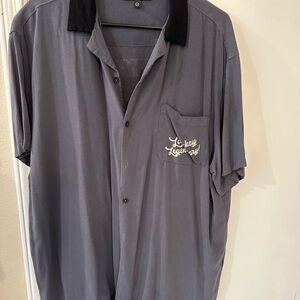 No Boundaries Gray and Black Casual Button Down Shirt